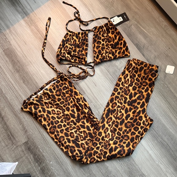 Leopard Print Matching Set - Picture 3 of 3